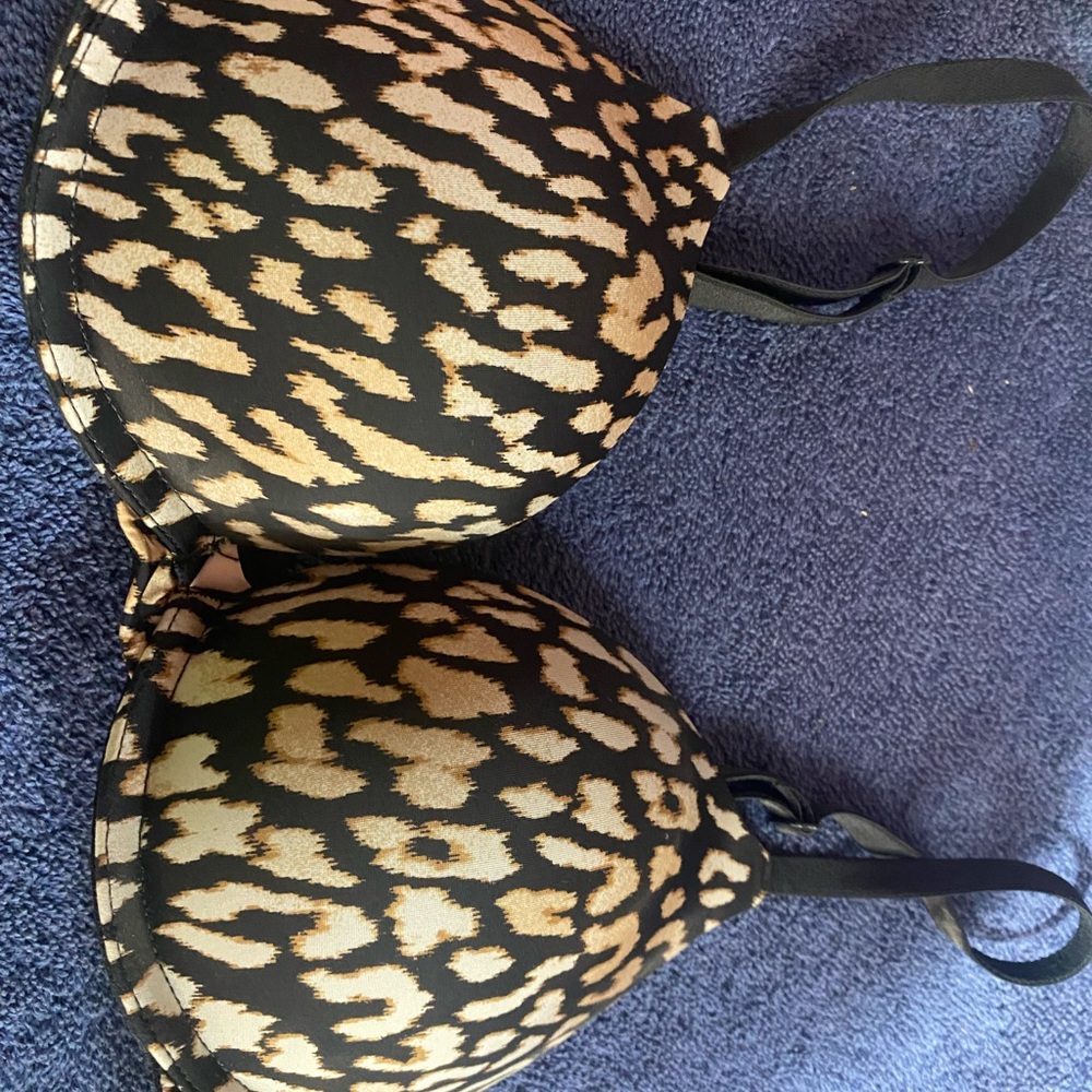Victoria's Secret Animal Print Push Up Bra 32C